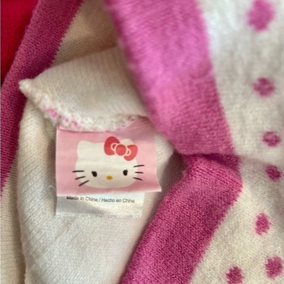 HELLO KITTY HATS. TWO HATS HAVE BRAND TAGS. ONE IS HANDMADE WITH NO TAGS. - Picture 5 of 6